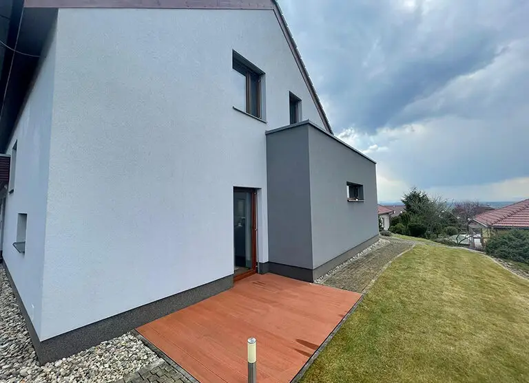 Čištění fasády rodinného domu v Olomouci a okolí