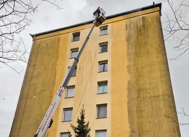 Čištění fasády v Olomouci